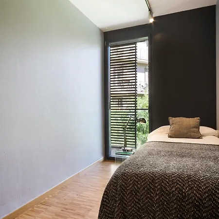Apartment My Space Emirates - Spacious Near The Center Barcelona