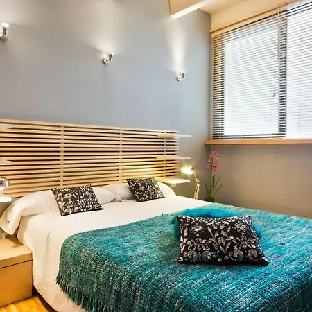 My Space Emirates - Spacious Near The Center * Barcelona