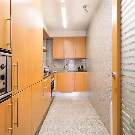 Appartement My Space Emirates - Spacious Near The Center *